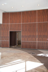 Wood pattern wallcovering